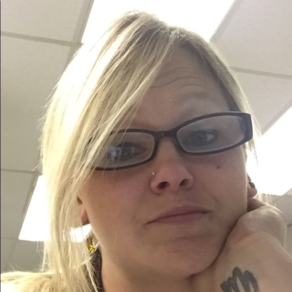 Meet your Posher, Tiffany